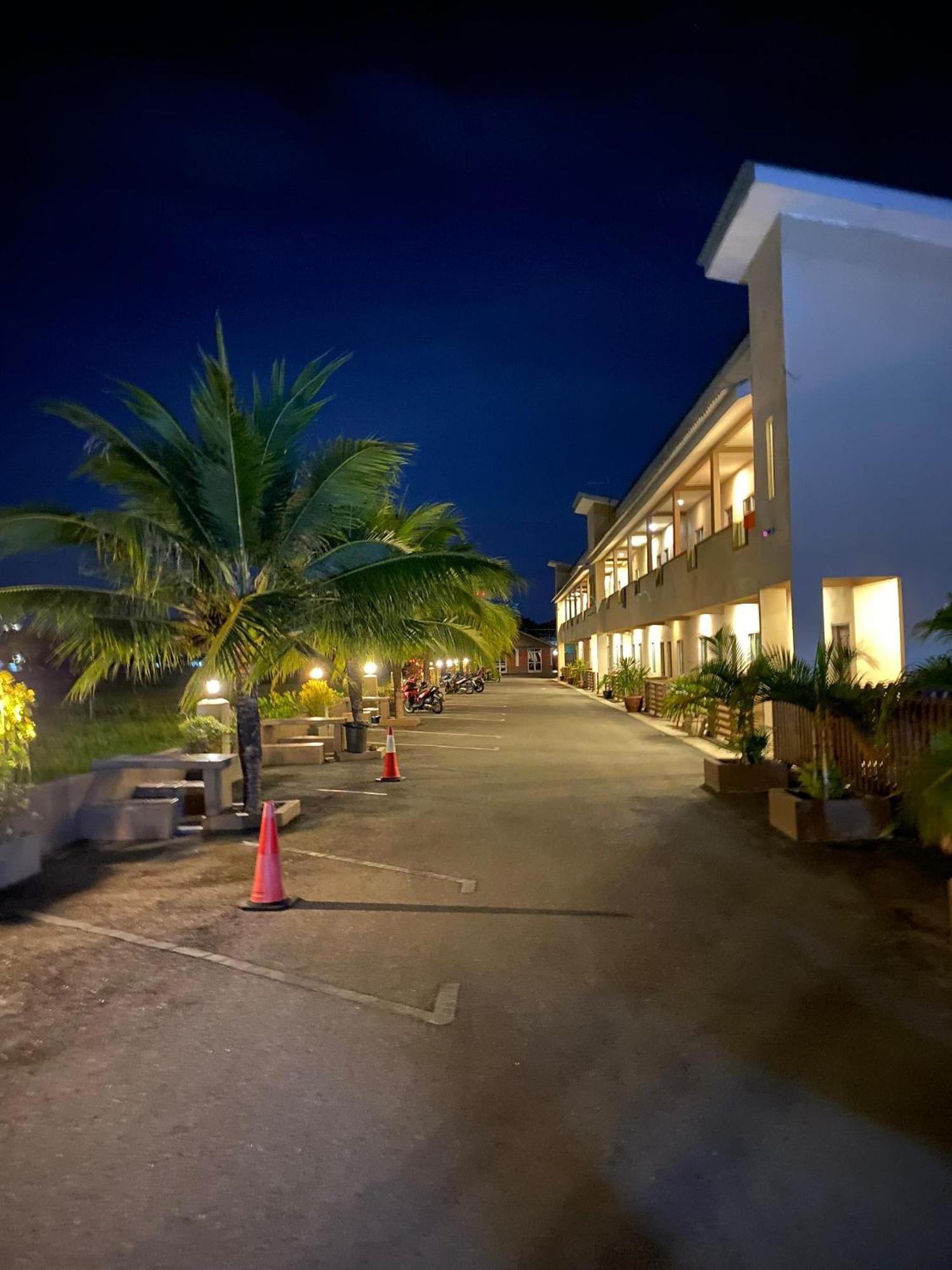 Dvilla Guesthouse Langkawi Exterior photo