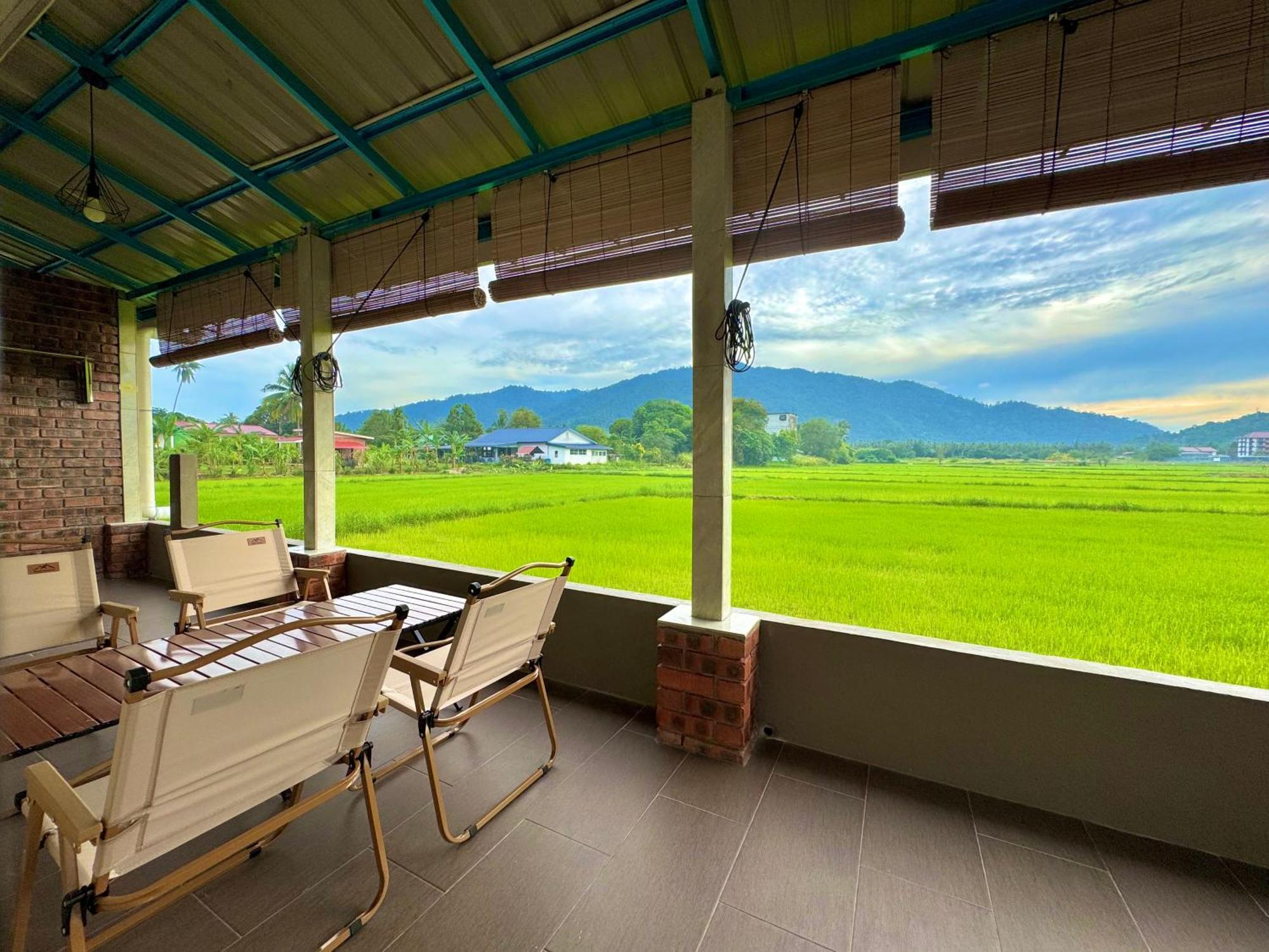 Dvilla Guesthouse Langkawi Exterior photo